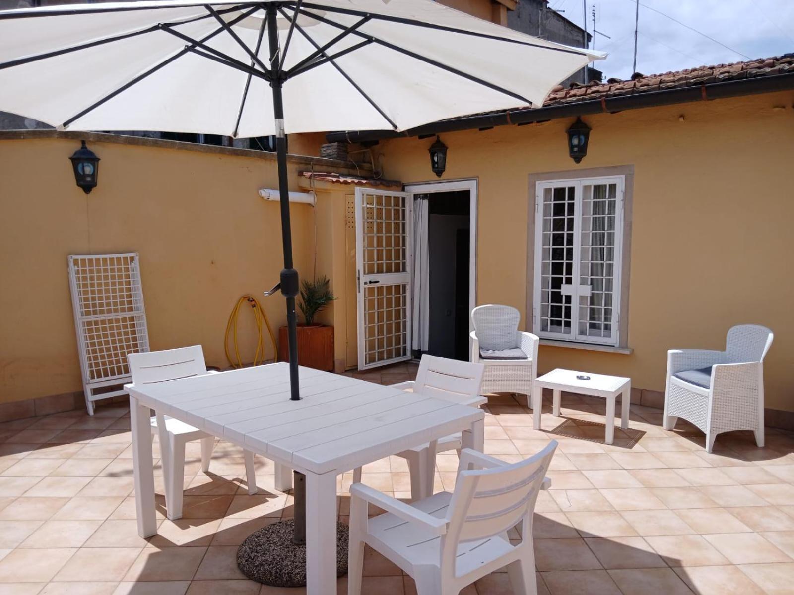 Attico Con Terrazza Santa Cecilia Lägenhet Rom Exteriör bild